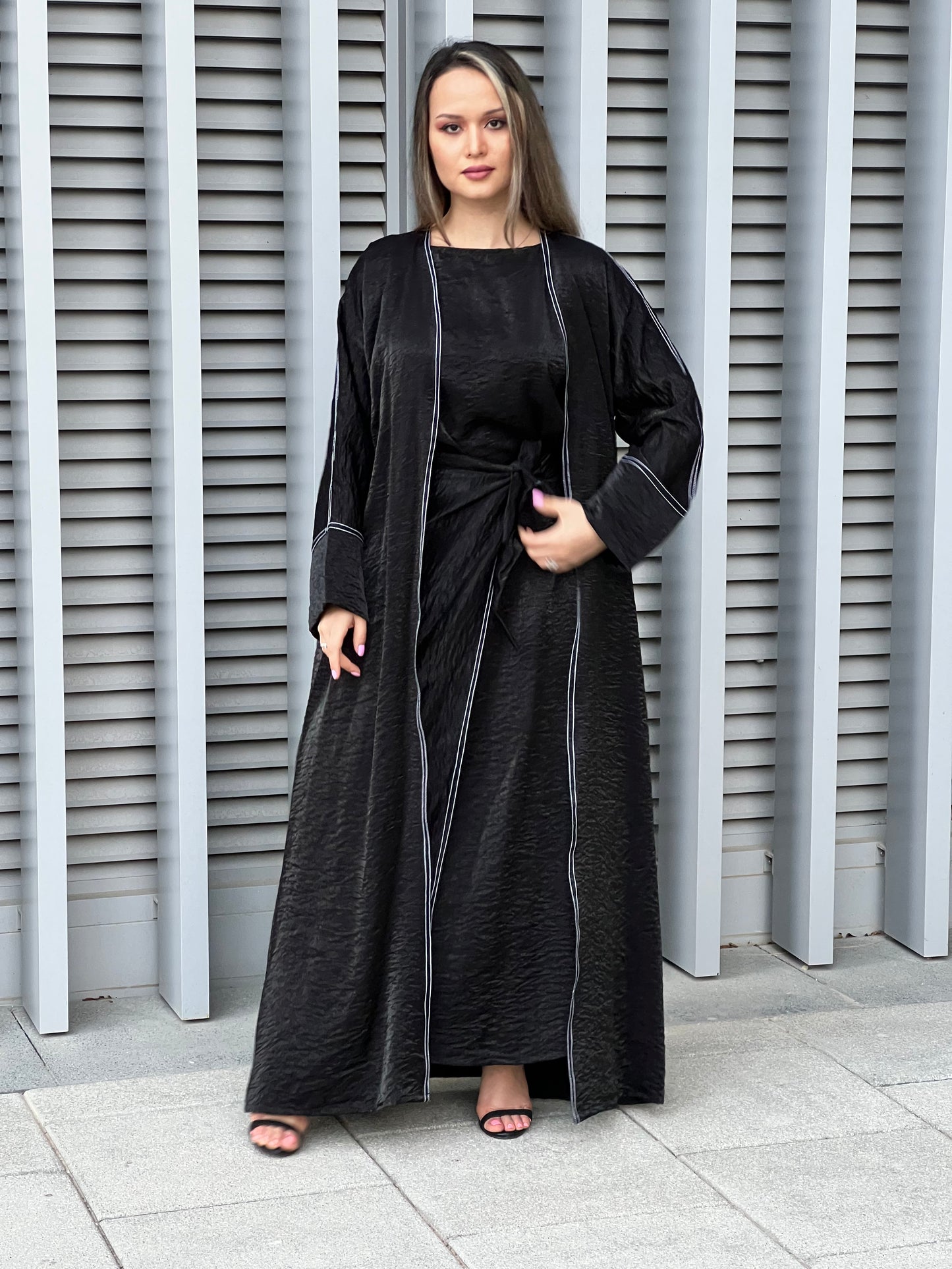 MOiSTREET 4 Pieces Abaya Set With Under Dress belt And Scarf (7634614583523)