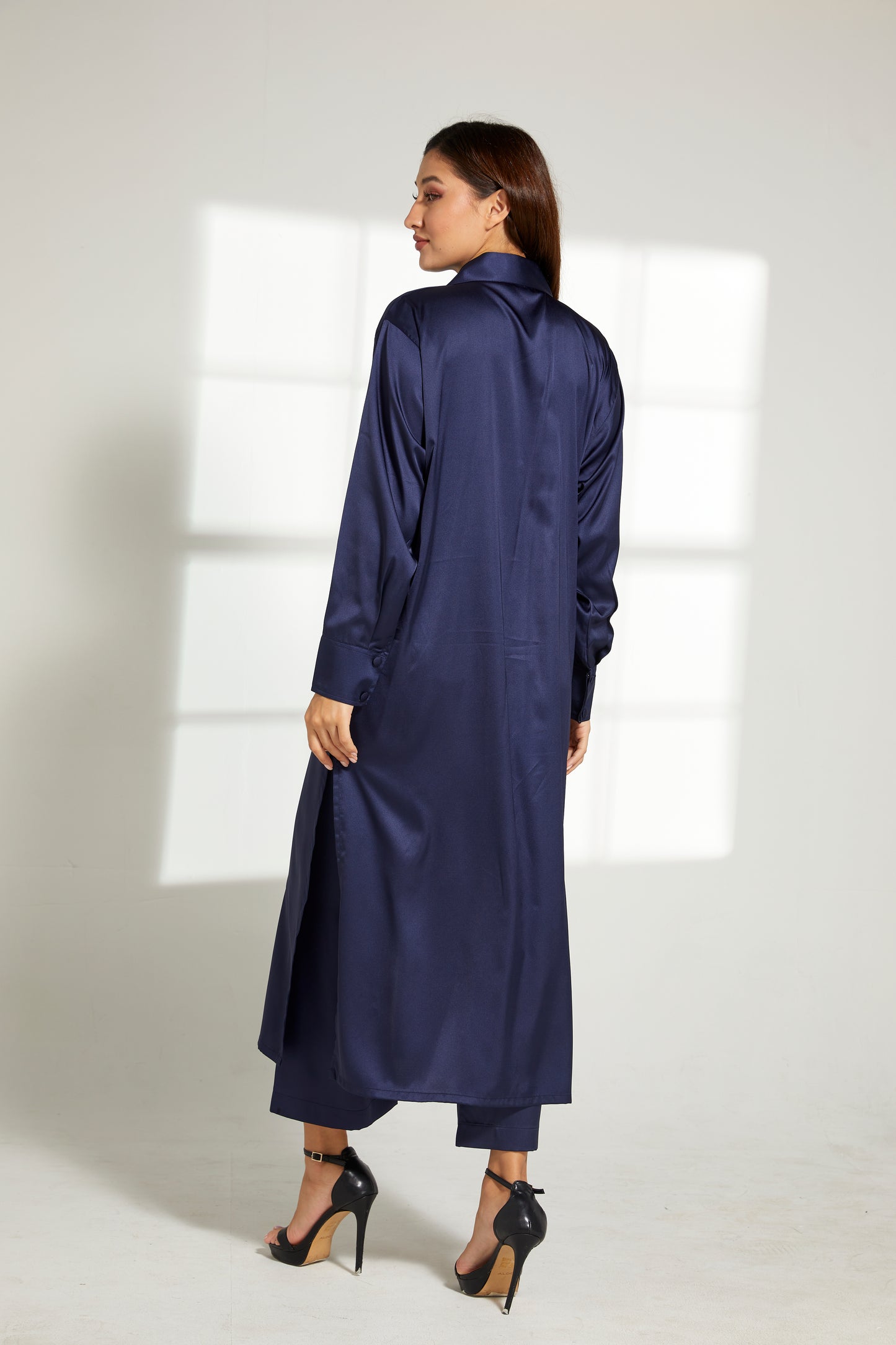 MOiSTREET Navy Silk Fabric With Top and Pants Set (7822275248355)