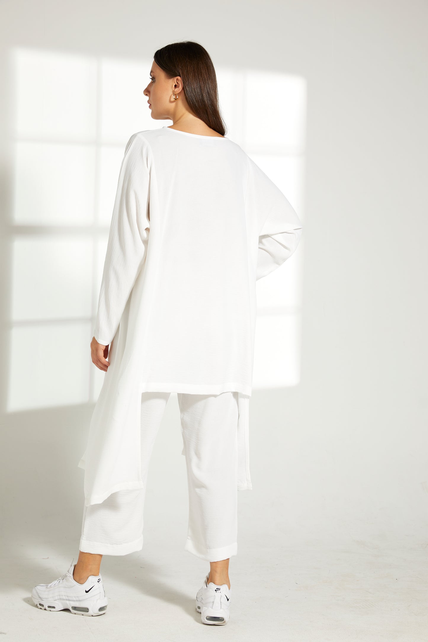 MOiSTREET White CEY Fabric With Top and Pants Set (7821813186787)