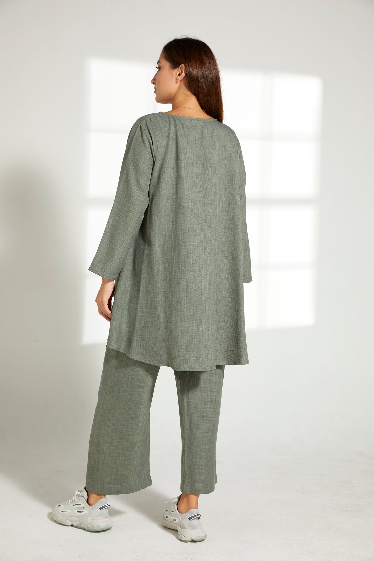 MOiSTREET Green CEY Mélange Fabric With Top And Pant (7821316489443)