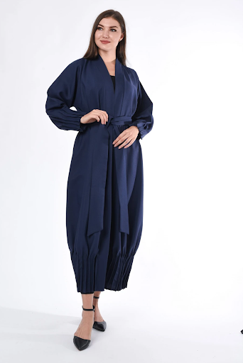 Moistreet : Latest Abaya For Every Occasion