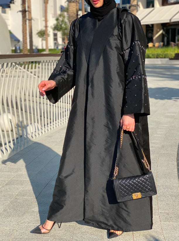 MOiSTREET Black Taffeta Abaya with Handwork (6701418086584)