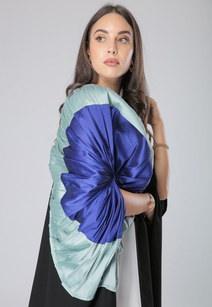 MOiSTREET Frill Flower Shoulder Abaya (6701400752312)