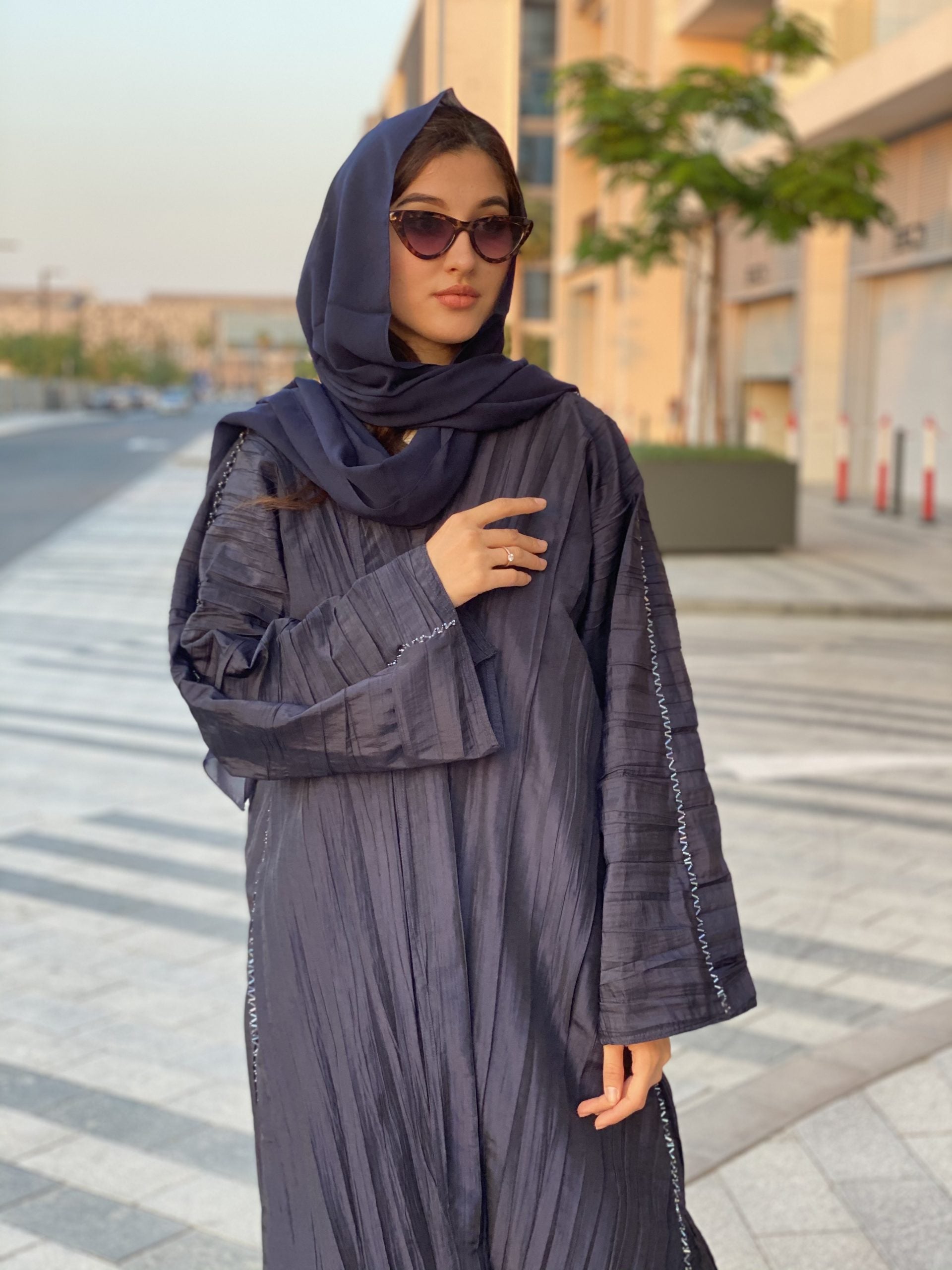 MOiSTREET Navy Pleated Abaya (6701415661752)