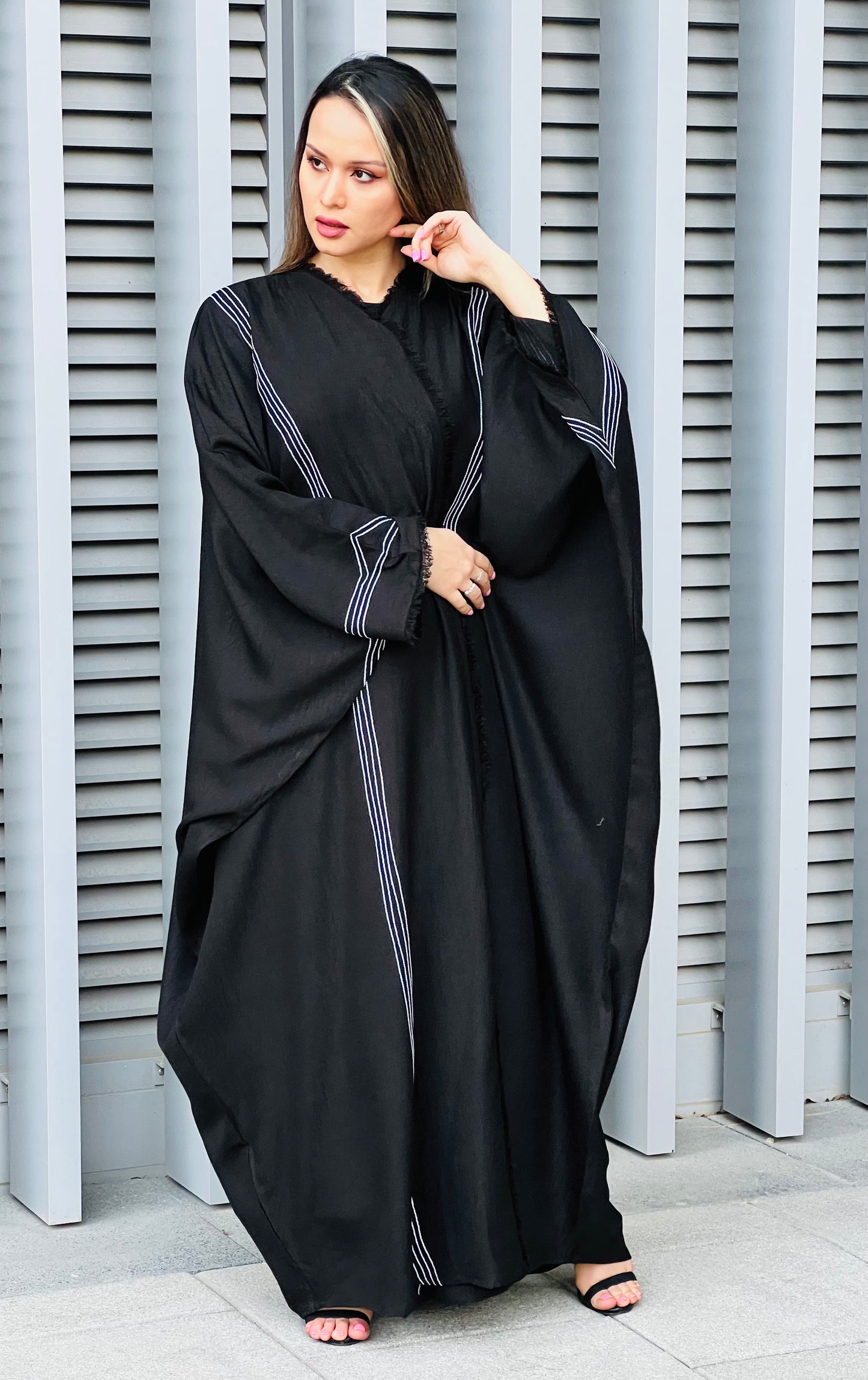 MOiSTREET Louise Crepe Bhist Abaya (7634626871523)