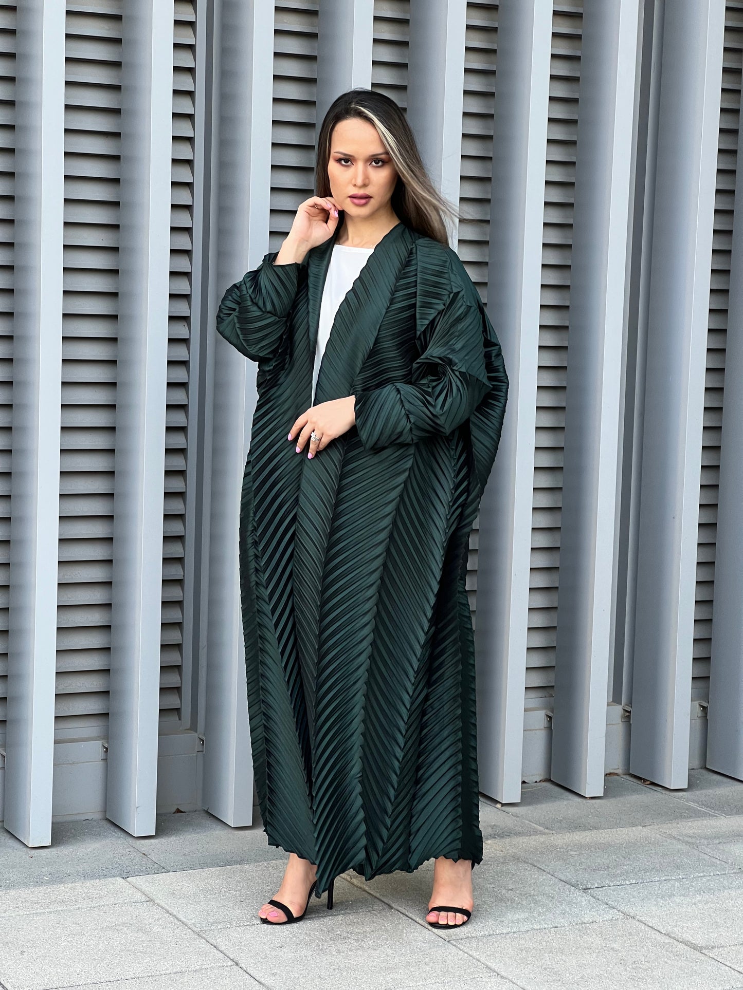 MOiSTREET Green Taffeta Abaya (7634729599203)