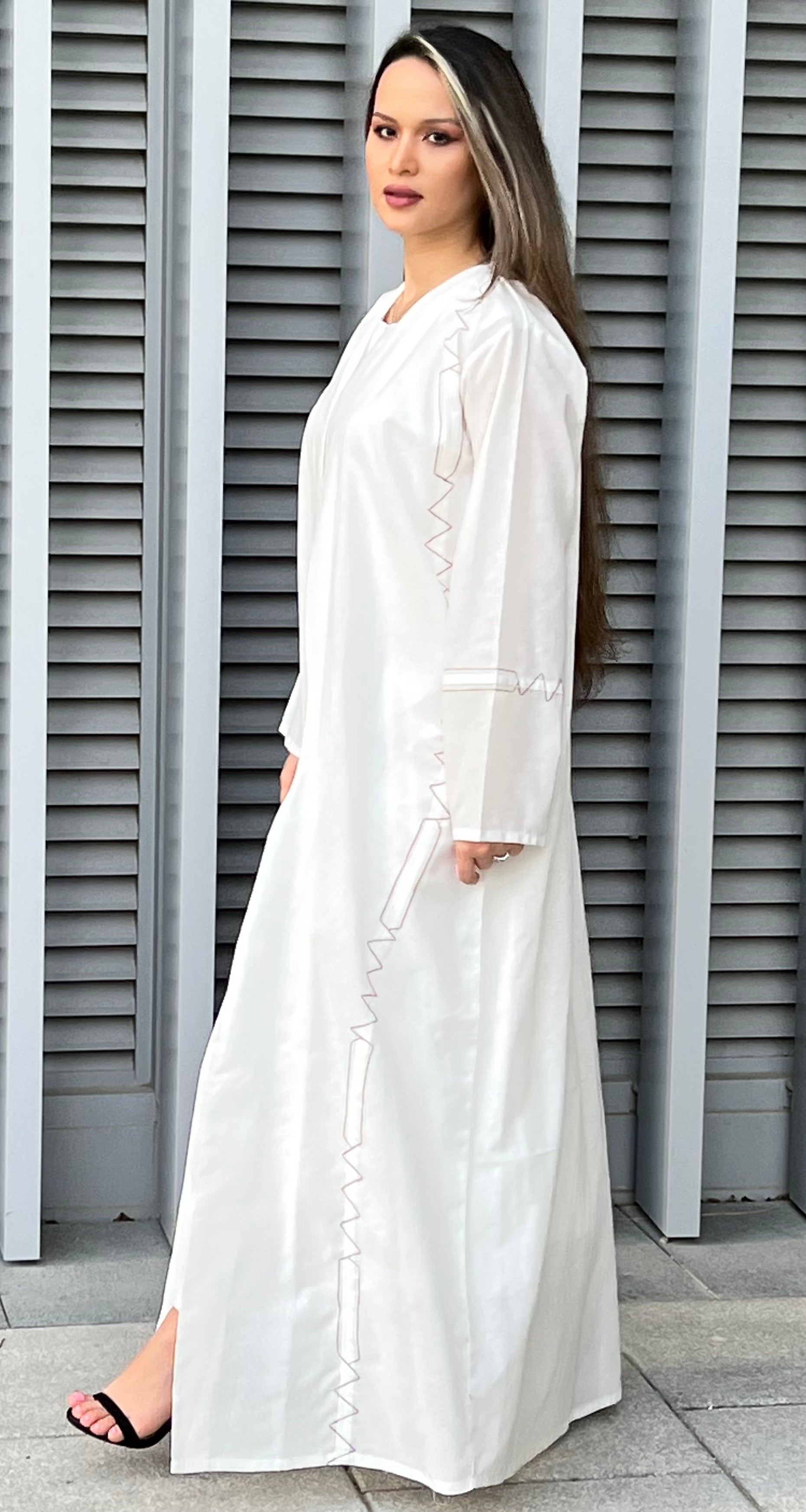 MOiSTREET White Linen Abaya (7634662260963)