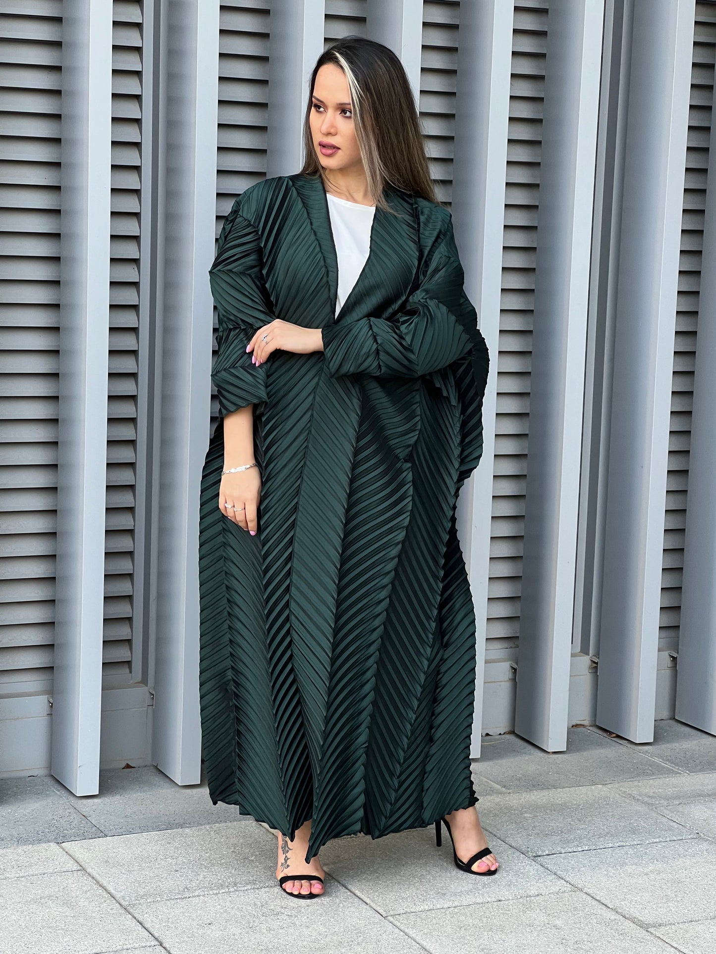 MOiSTREET Green Taffeta Abaya (7634729599203)