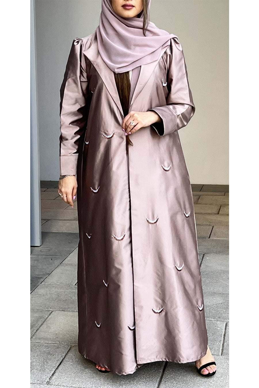 MOiSTREET Pink Victoria Satin Embroidered Abaya (7633727652067)