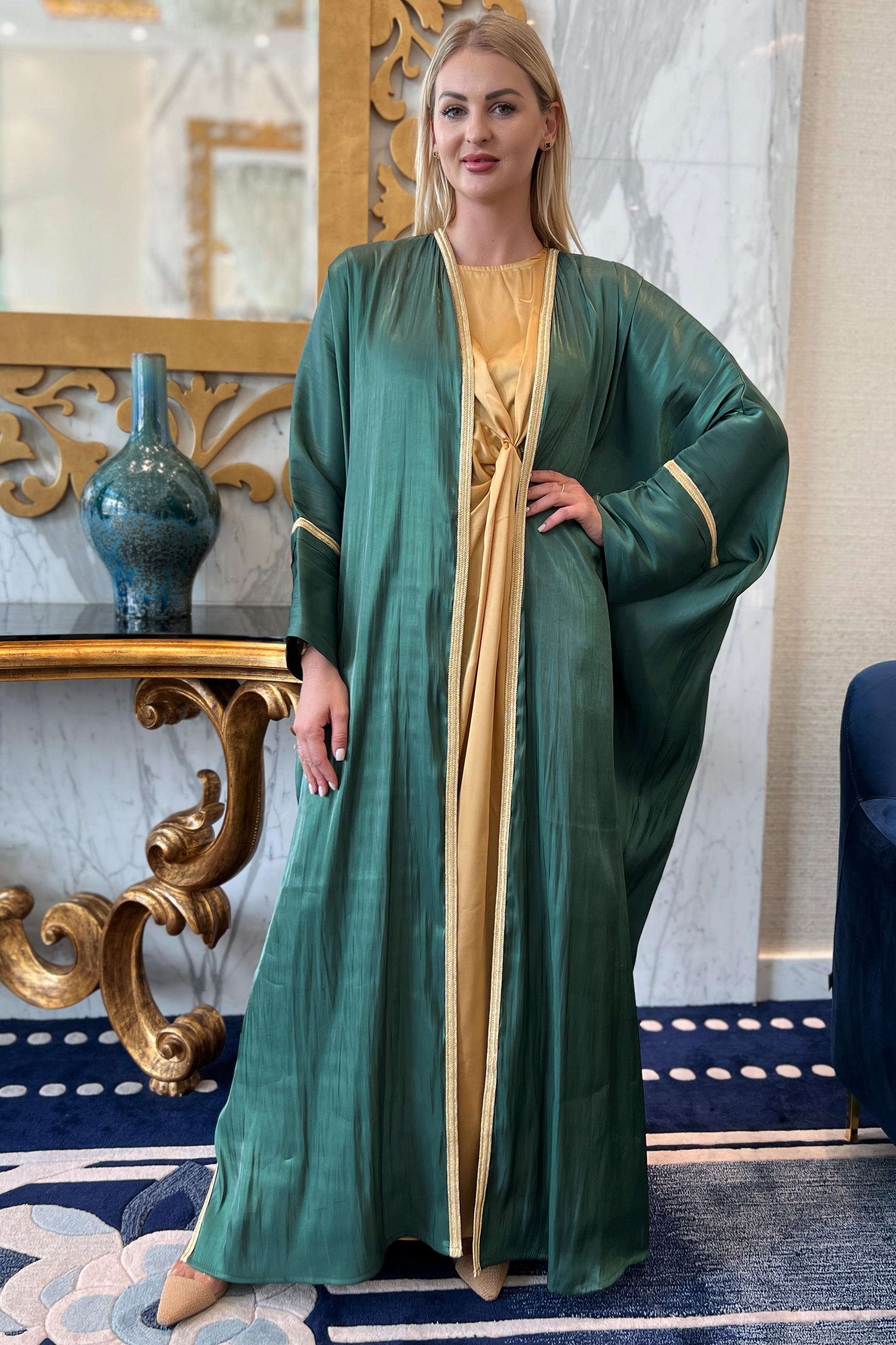 MOiSTREET Green Rotana Shimmer Bhist Abaya Set (7894238953699)