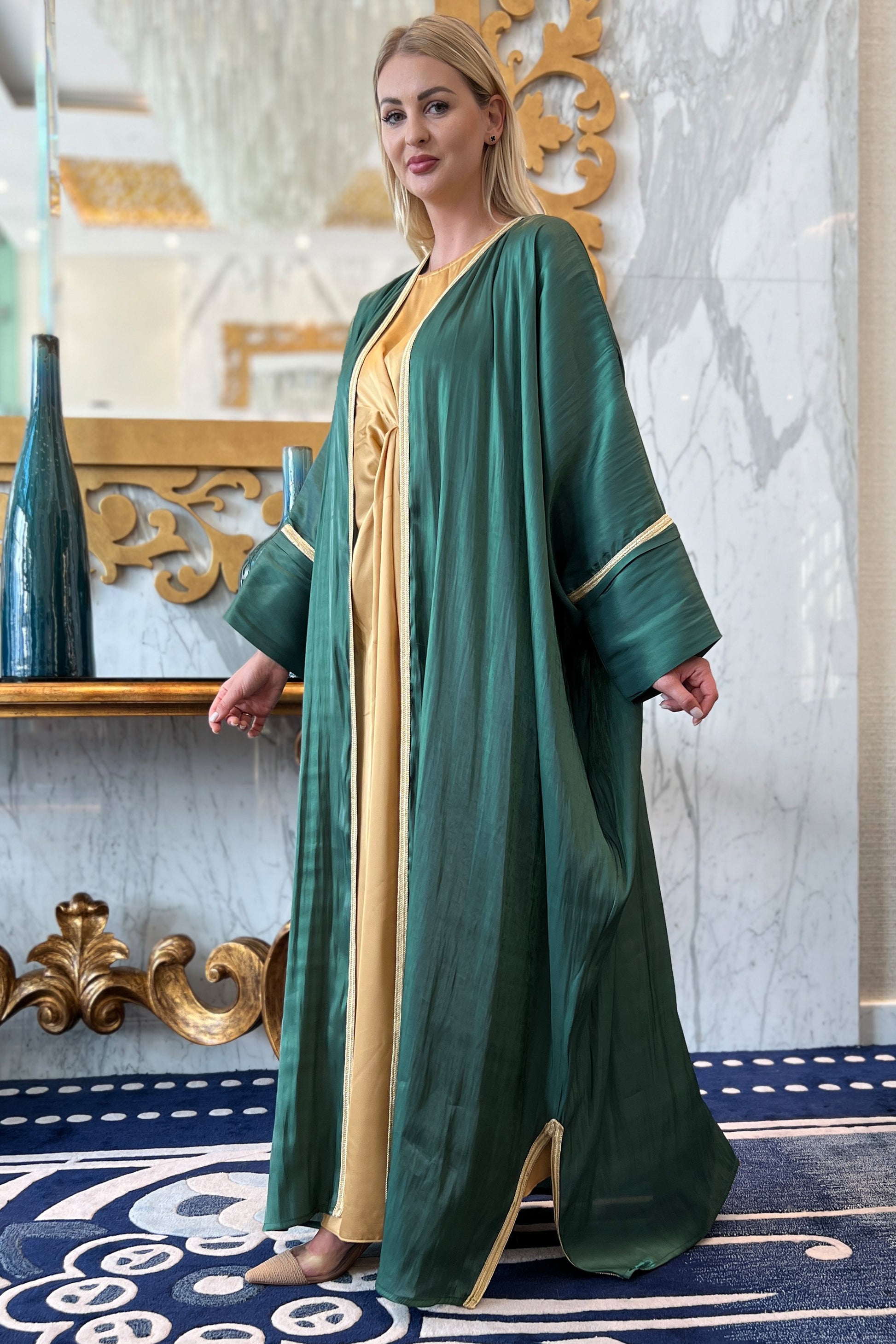 MOiSTREET Green Rotana Shimmer Bhist Abaya Set (7894238953699)