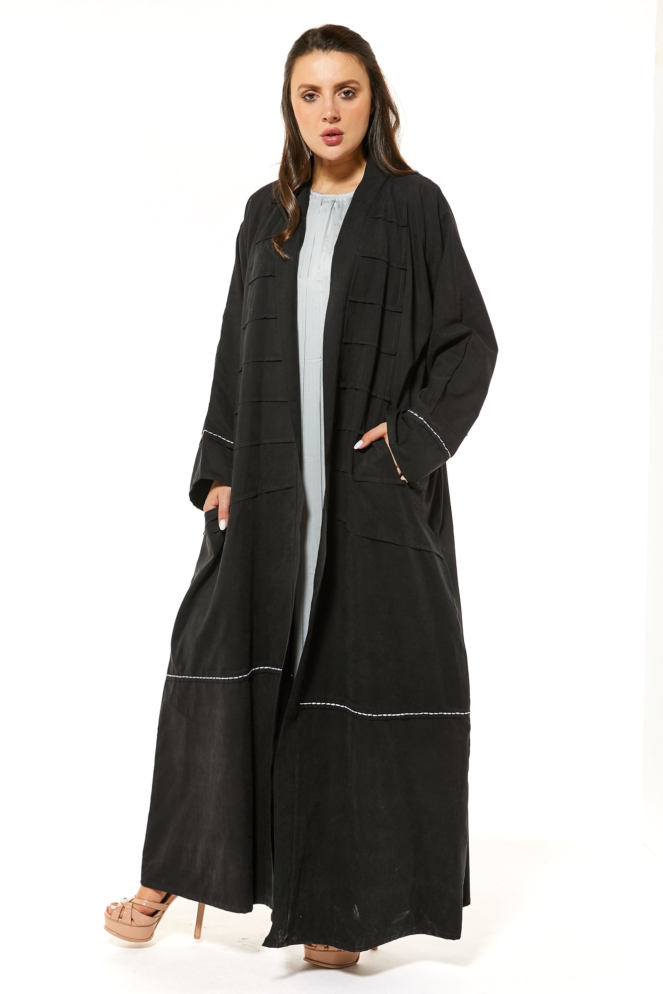 MOiSTREET Black Casual Abaya with Threadwork Detailing (7493280891107)