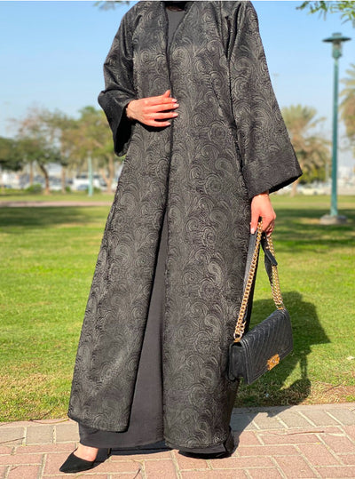 MOiSTREET Black Textured Abaya with Paisley Pattern-3 Piece Set (6701417038008)