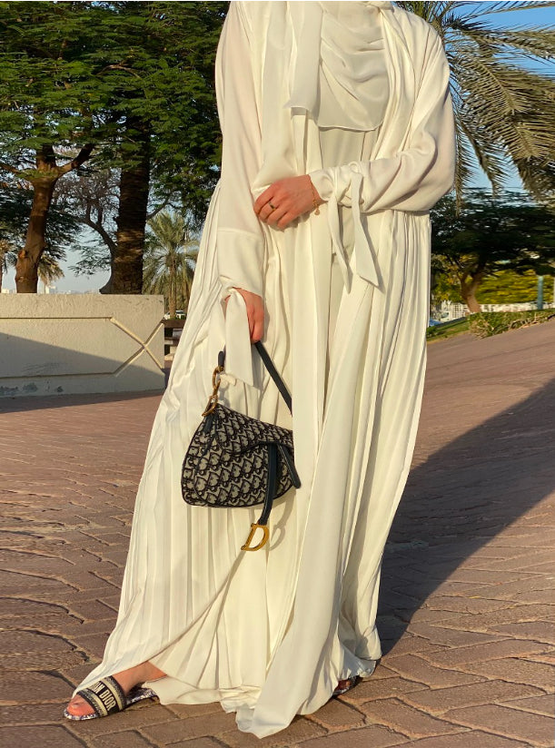 MOiSTREET White Nida  Abaya With Pleated Side Panels (6701417136312)