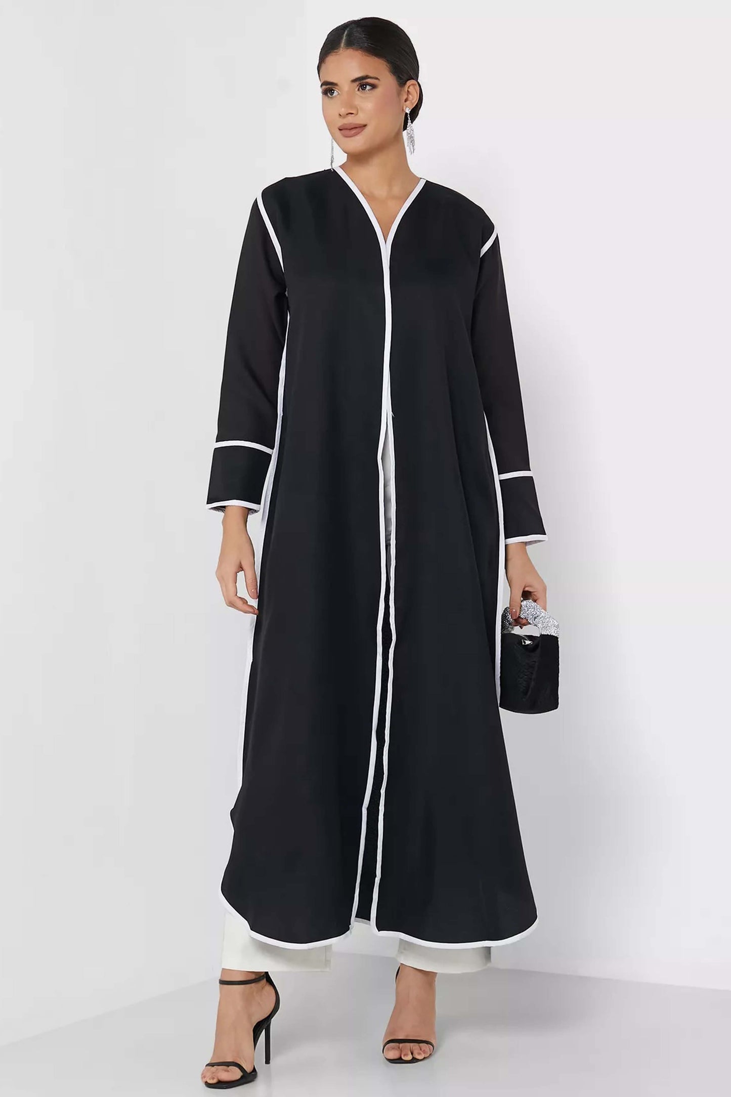 Copy of MOiSTREET Classic Black Abaya (7922903220451)