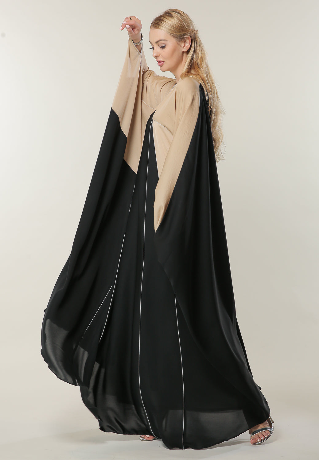 MOiSTREET Colorblock Farasha Abaya (6701412974776)