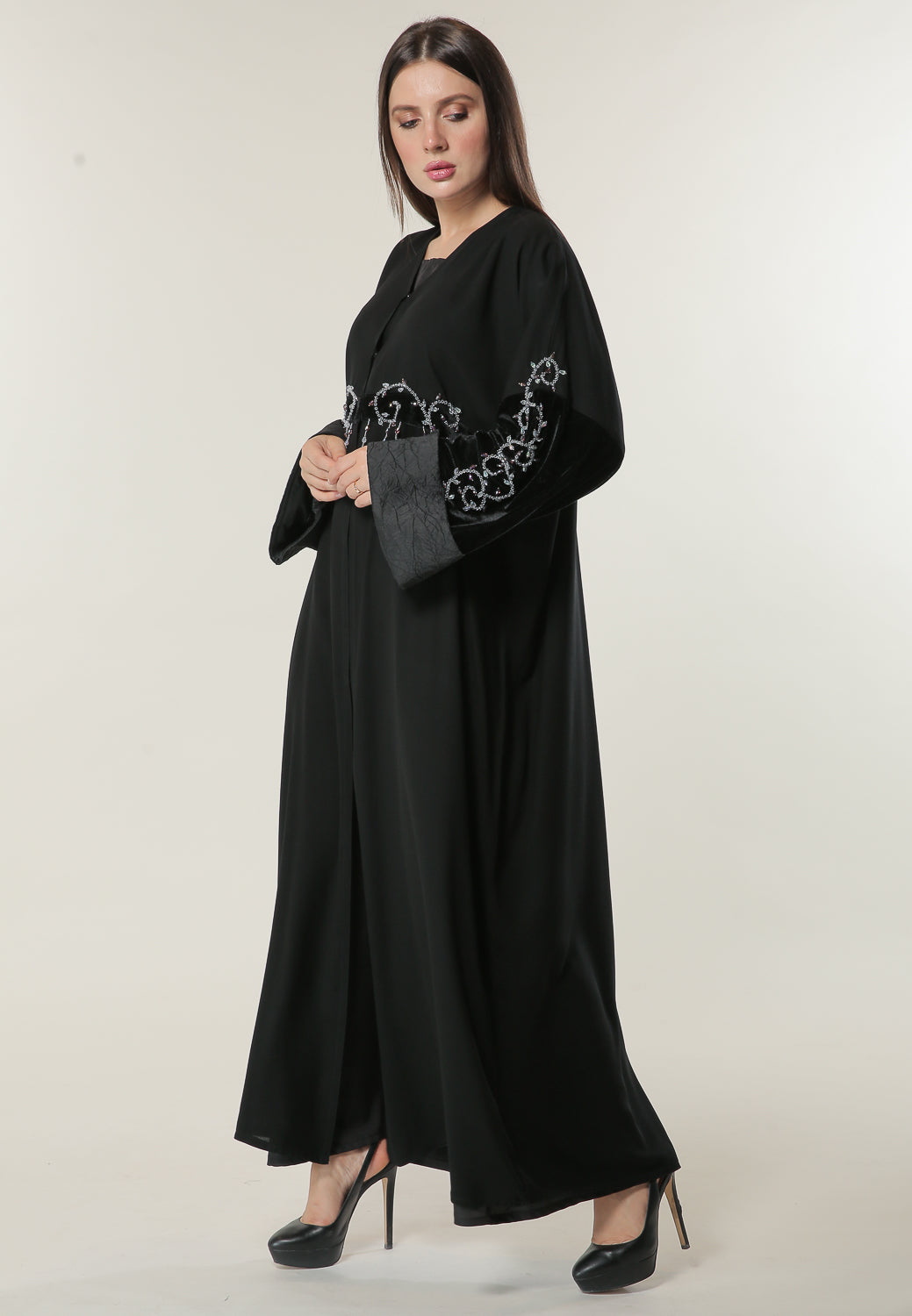 MOiSTREET Embellished Black Abaya with Handwork (6701409665208)