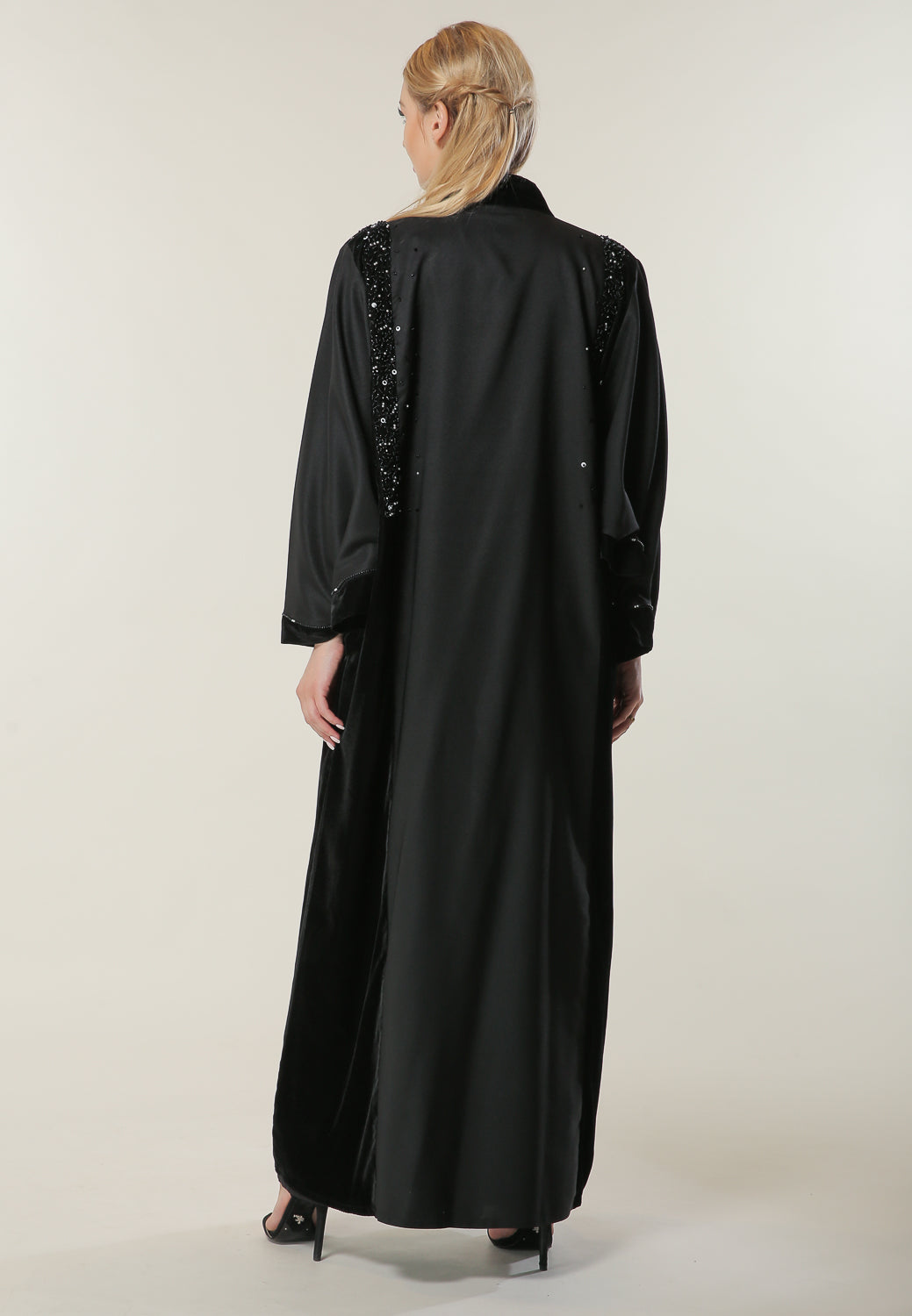 MOiSTREET Abstract Handwork Abaya (6701411270840)