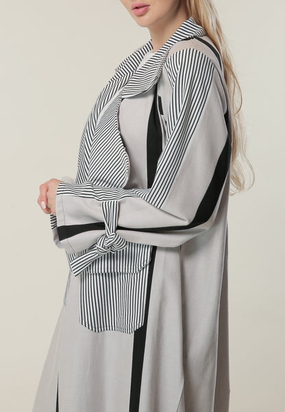 MOiSTREET Black & White Stripes Casual Abaya (6701408977080)