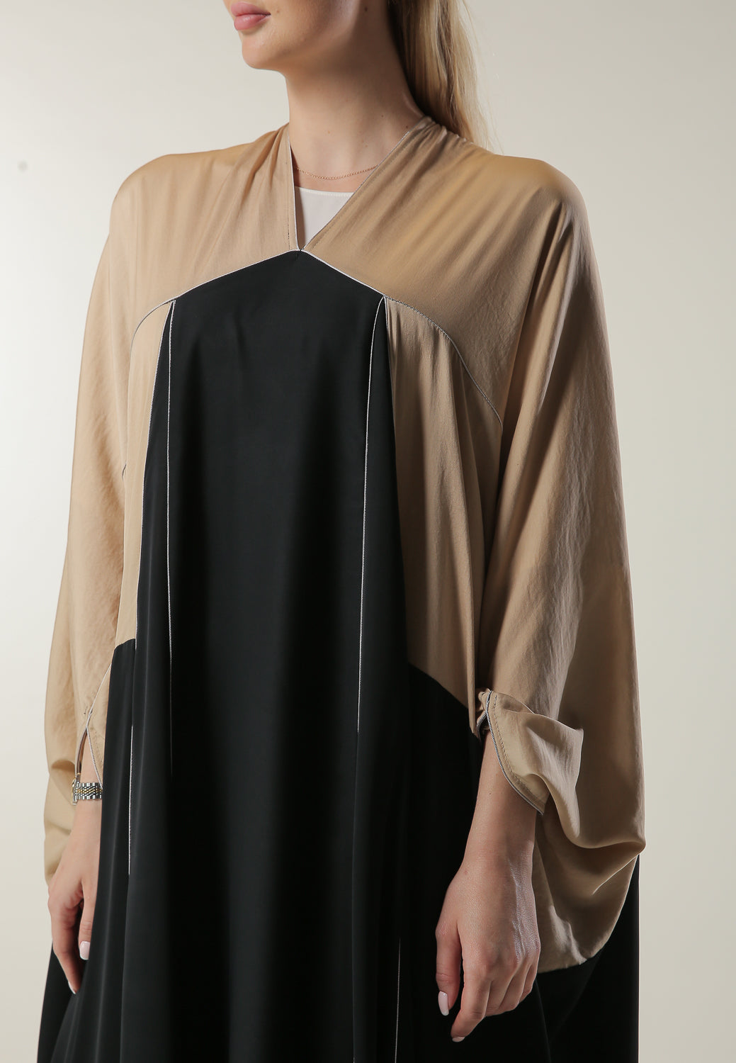 MOiSTREET Colorblock Farasha Abaya (6701412974776)