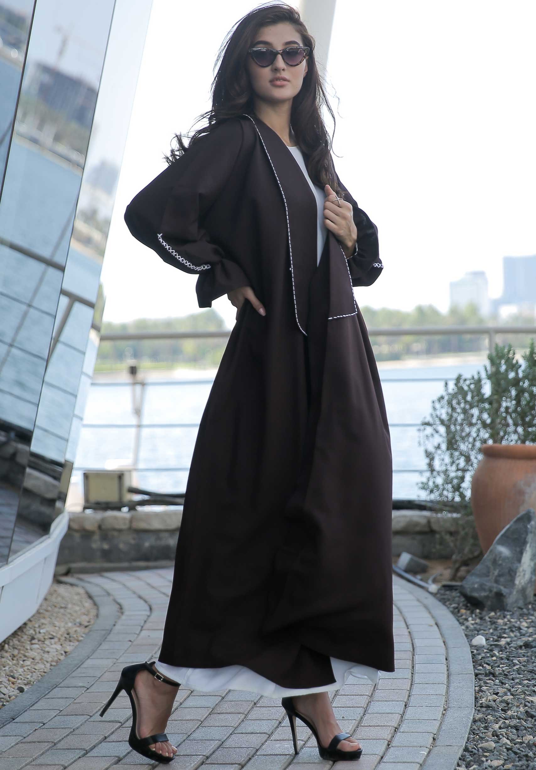 MOiSTREET Brown Abaya with Thread Weaving (6701414809784)