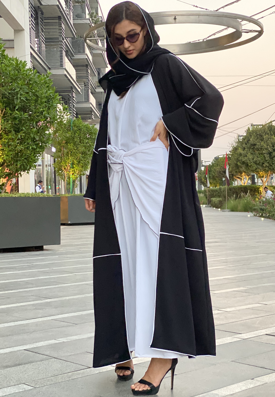 MOiSTREET Black Abaya Set with Inner & Belt (6701415596216)