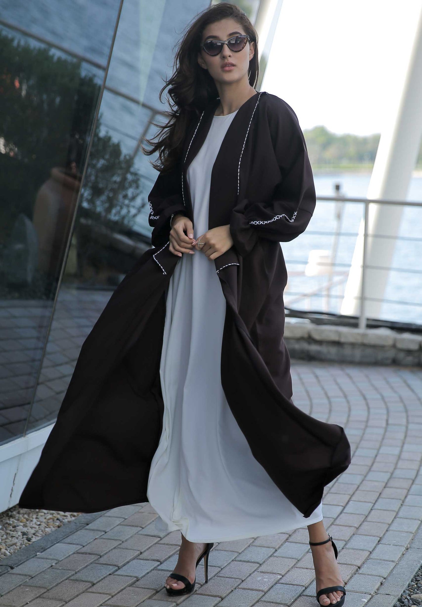 MOiSTREET Brown Abaya with Thread Weaving (6701414809784)