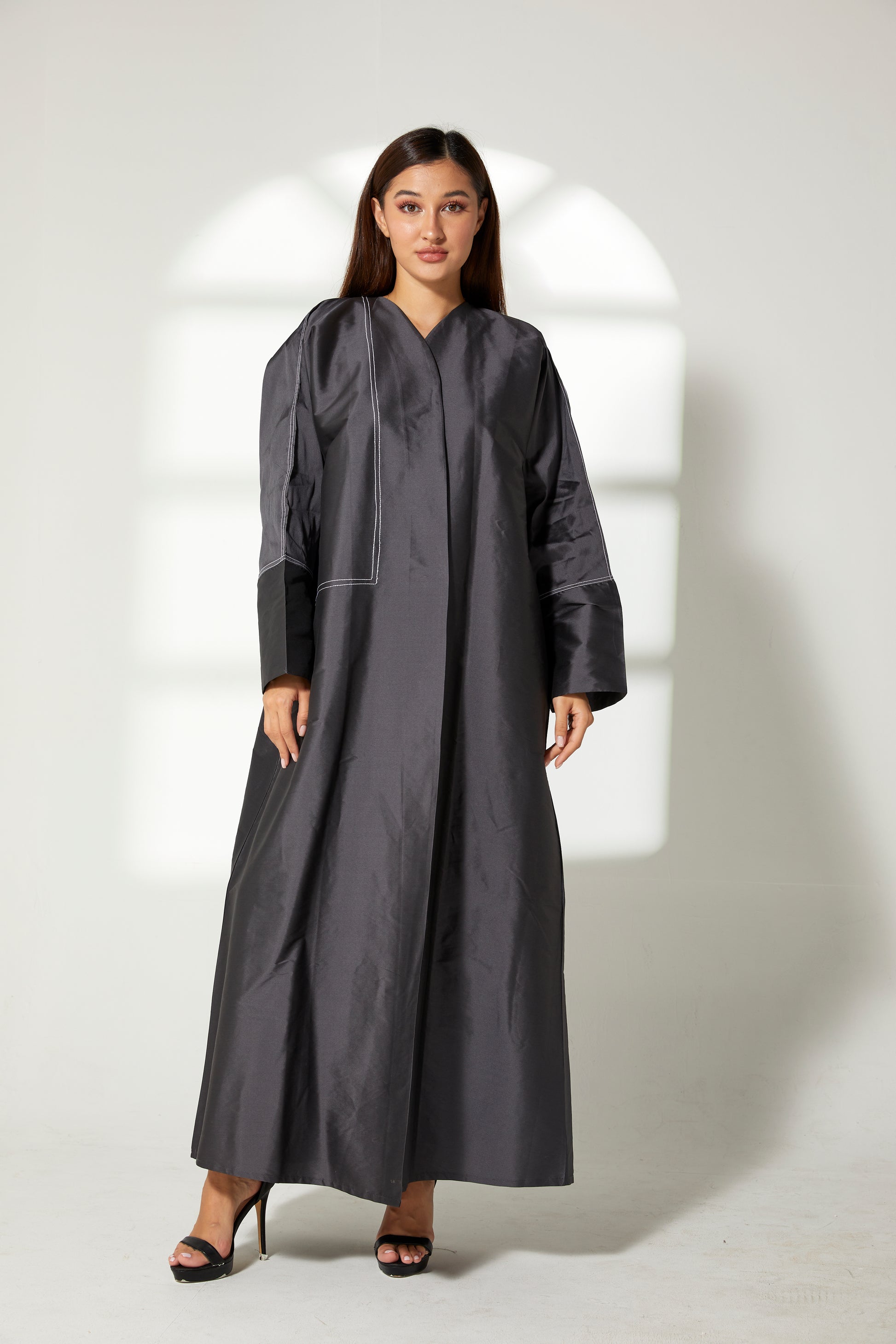 MOiSTREET Charcoal Black Taffeta Embroidery Abaya (7822641791203)