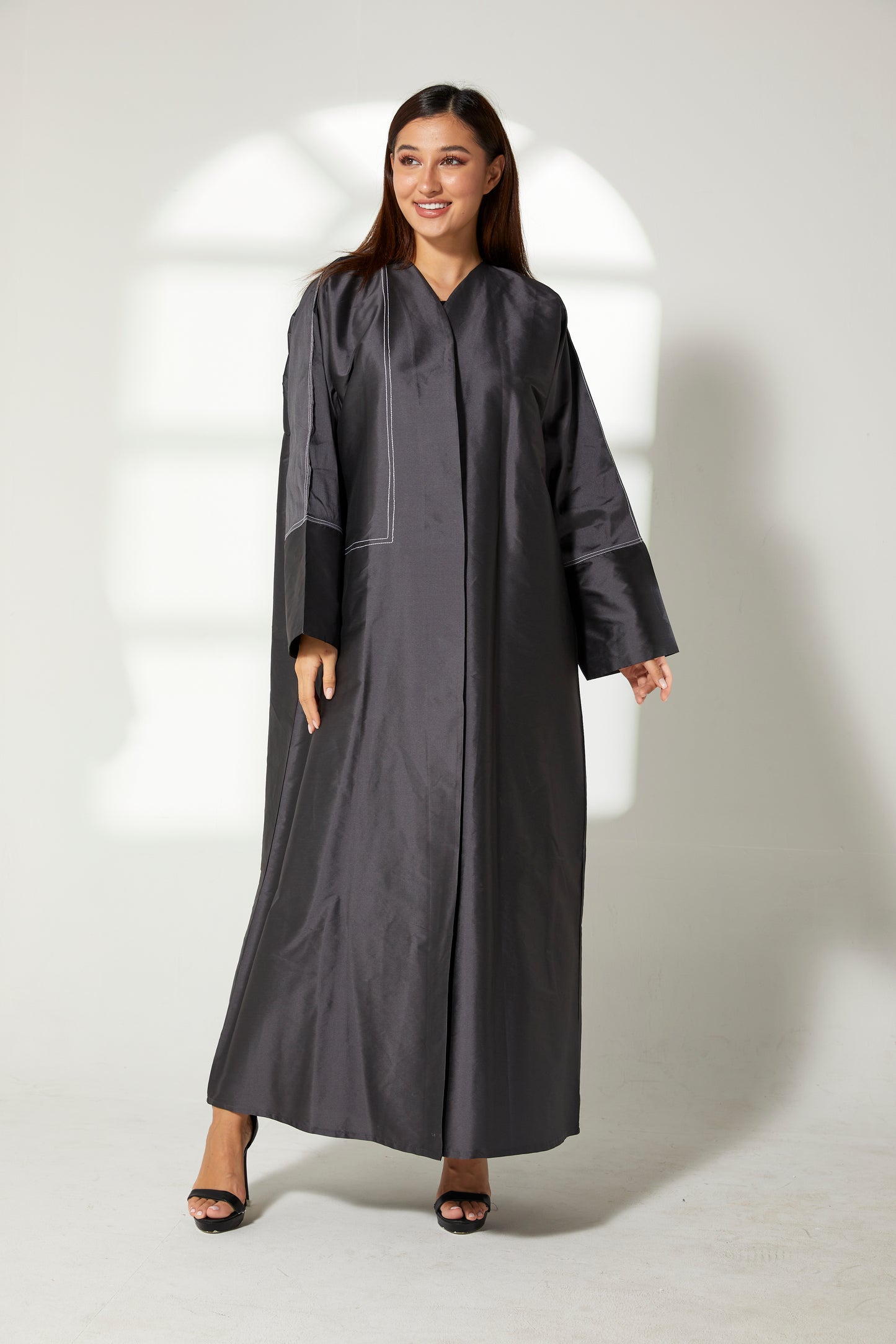 MOiSTREET Charcoal Black Taffeta Embroidery Abaya (7822641791203)