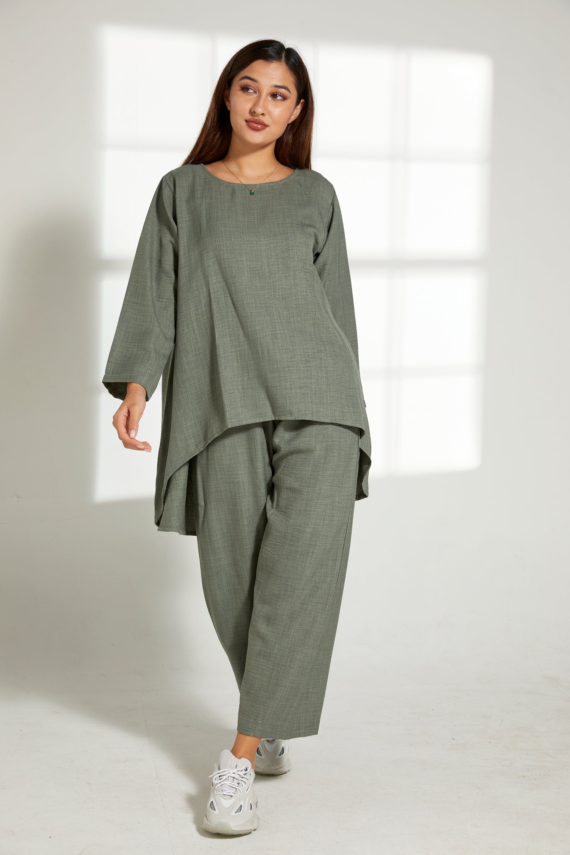 MOiSTREET Green CEY Mélange Fabric With  Top And Pant (7821316489443)