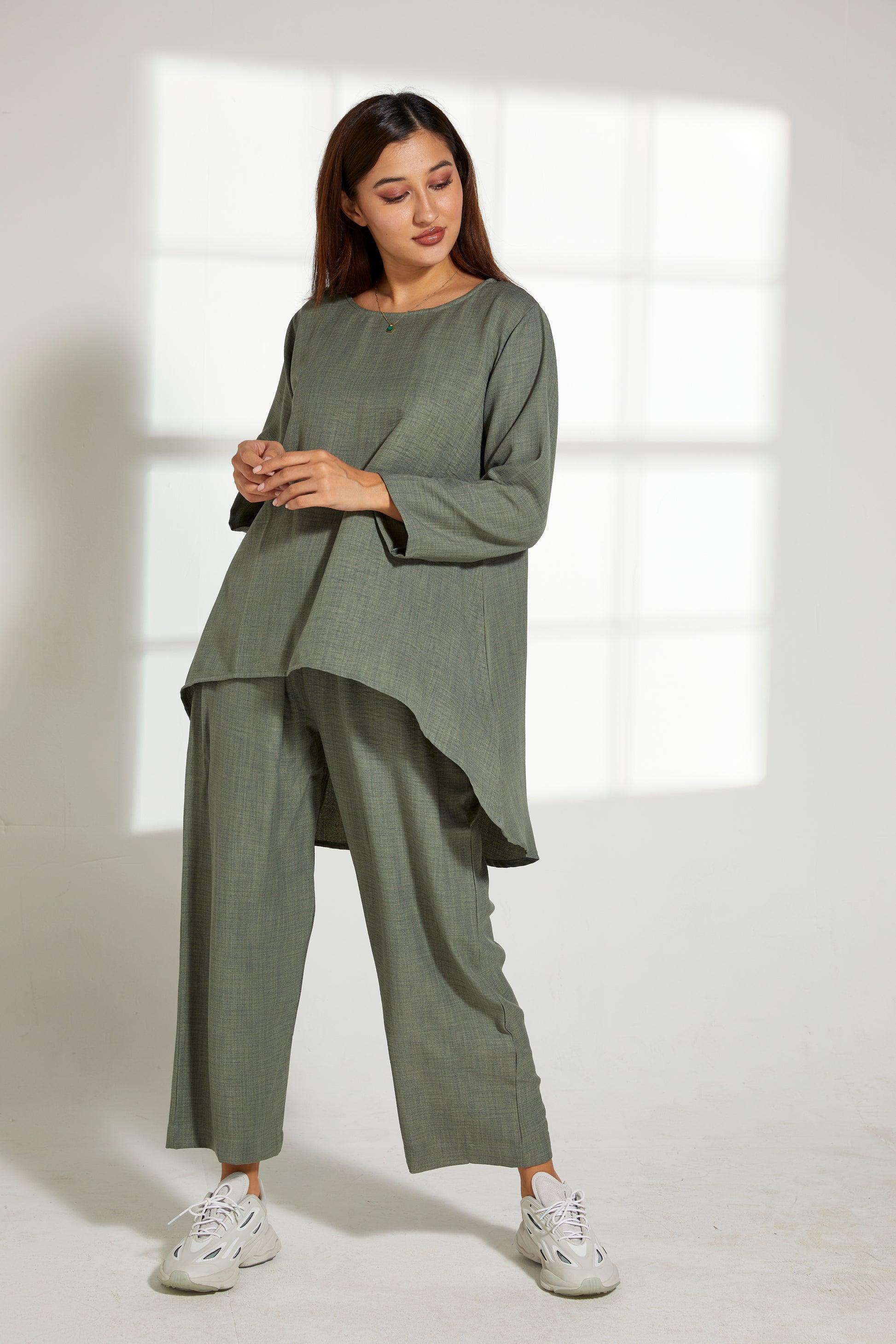 MOiSTREET Green CEY Mélange Fabric With  Top And Pant (7821316489443)