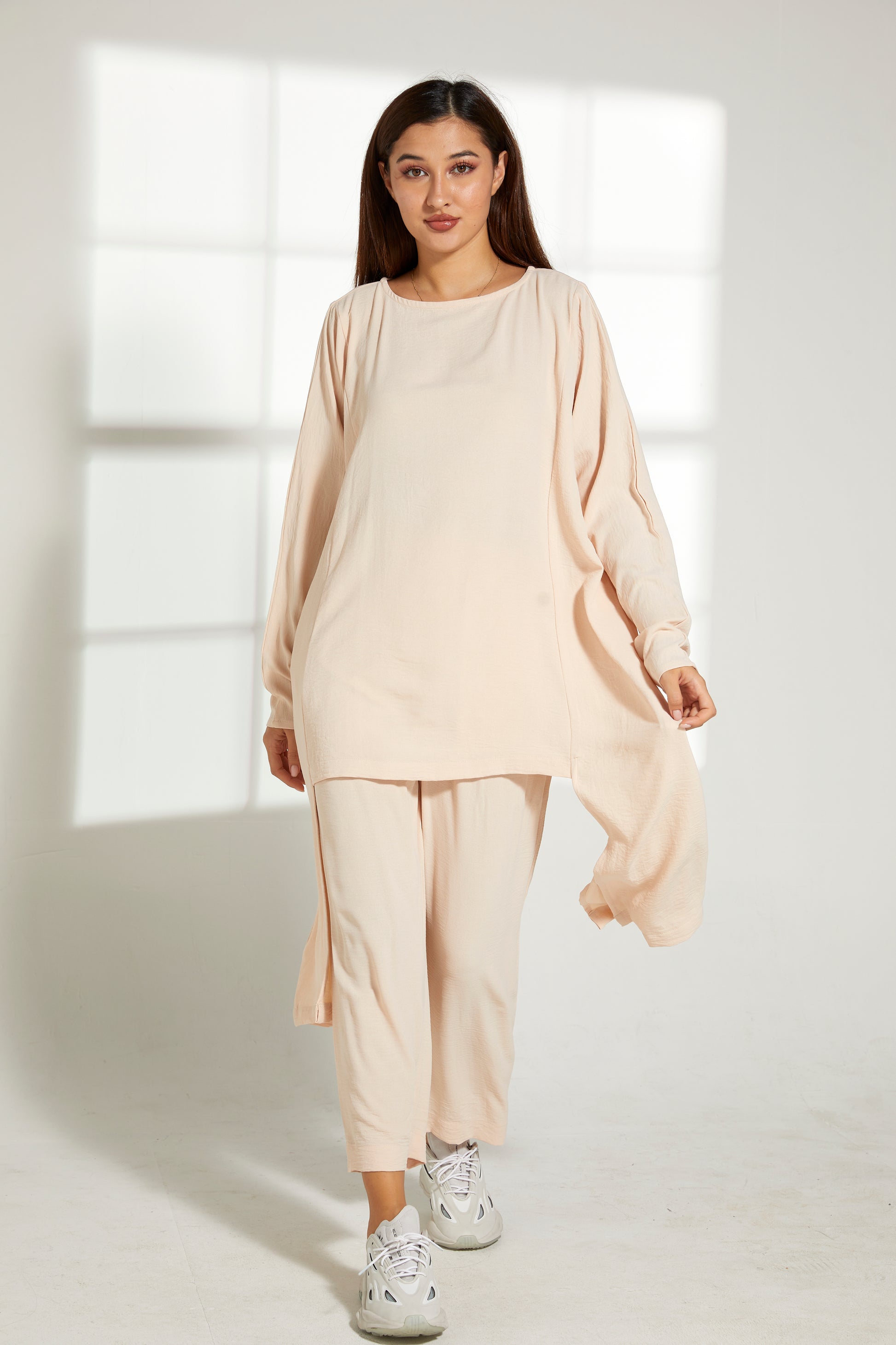 MOiSTREET Crème Color & CEY Mélange Fabric With  Top And Pants Set (7821651476707)